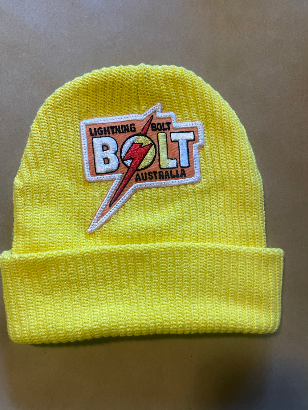 Yellow Momo Beanie "Lightning Bolt"/ 1 patch