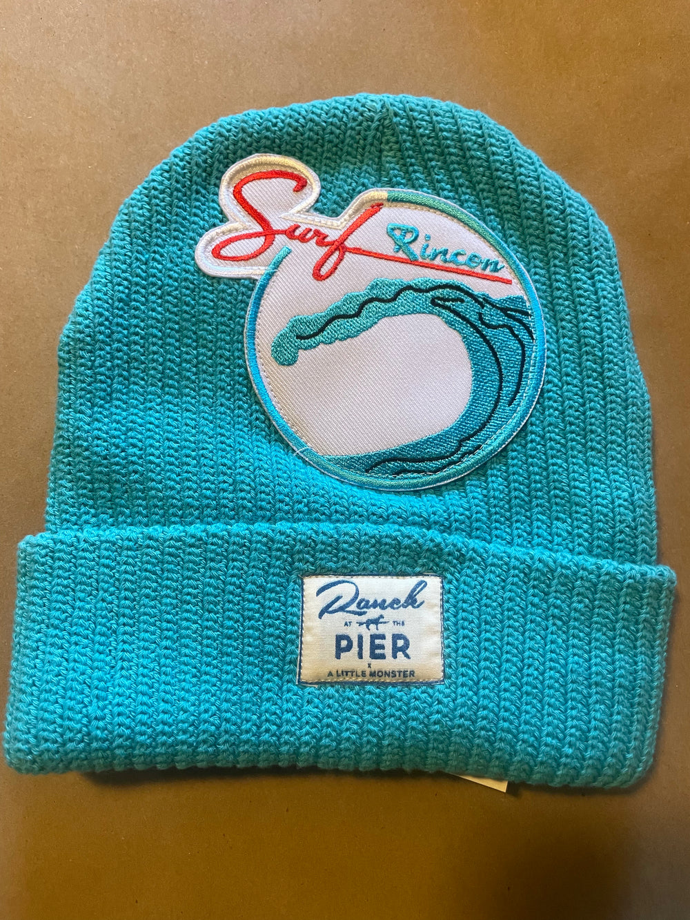 Turquoise Momo Beanie "Surf Rincon"/ 1 patch