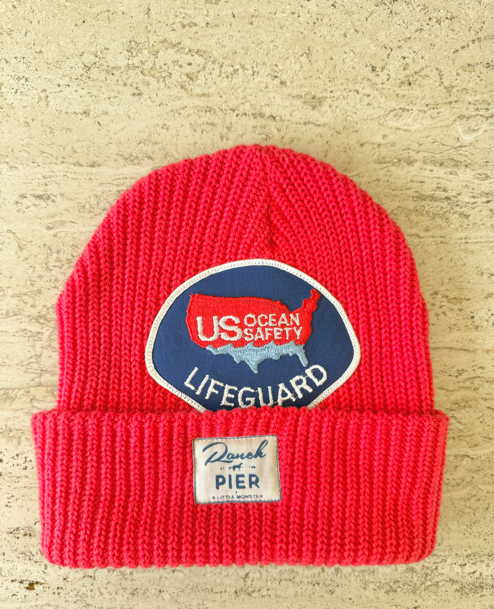 Red Momo Beanie "Lifeguard"/ 1 patch