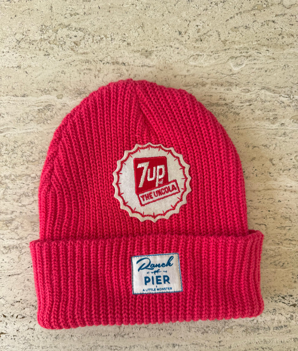 Red Momo Beanie "7 up"/ 1 patch