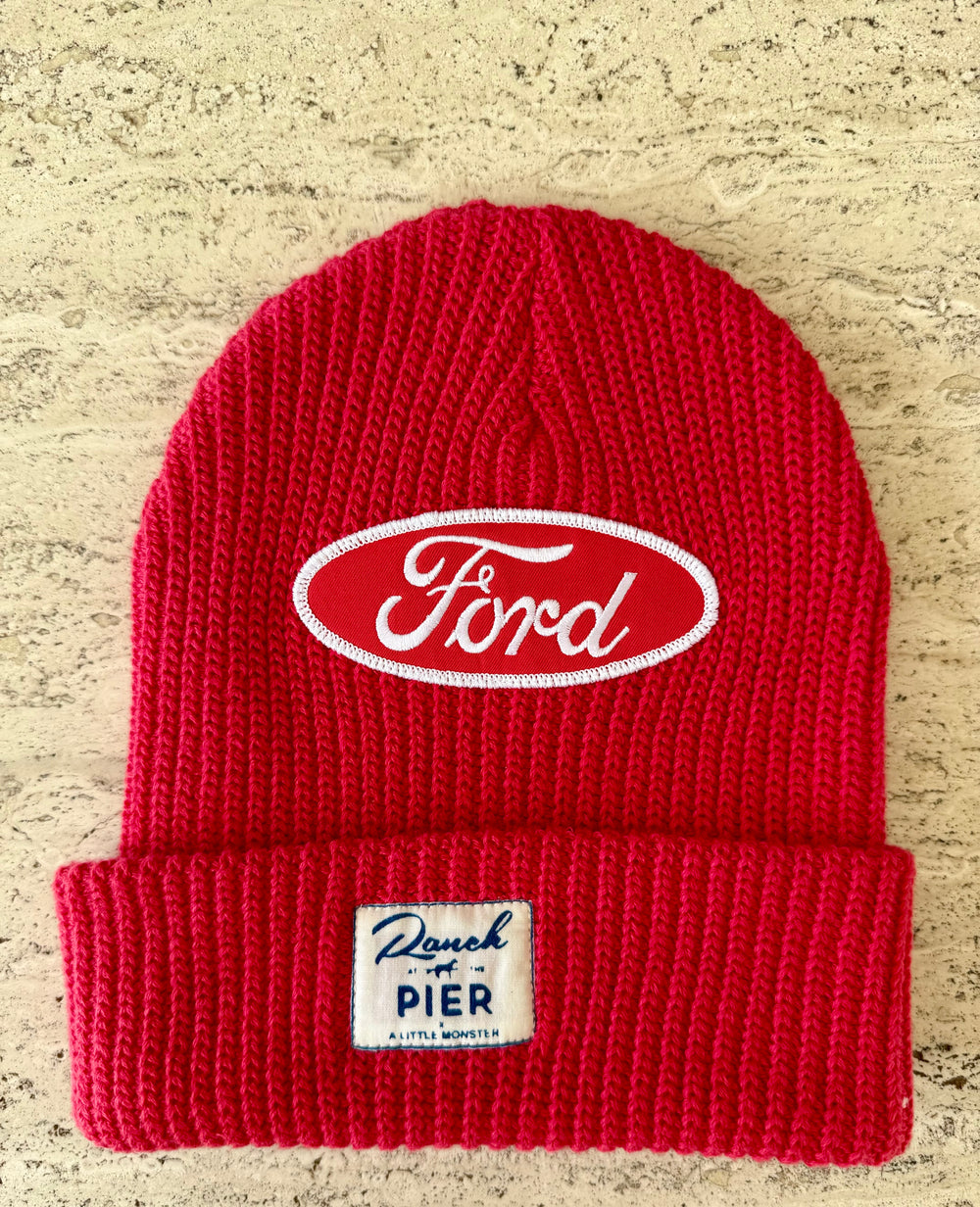 Red Momo Beanie "Ford"/ 1 patch