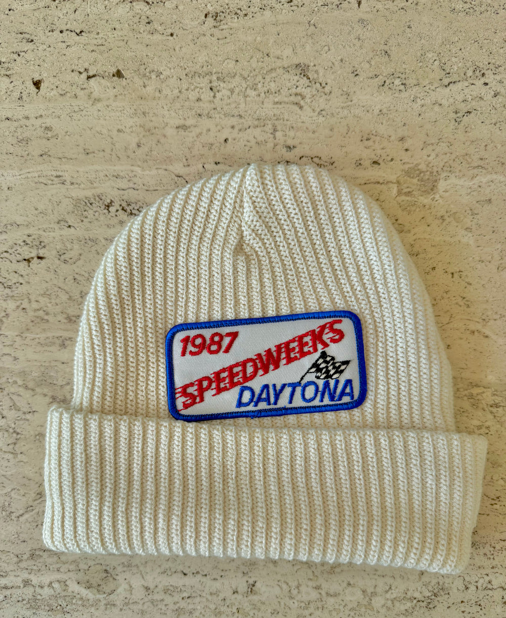 White Momo Beanie "Speedweeks Daytona"/ 1 patch