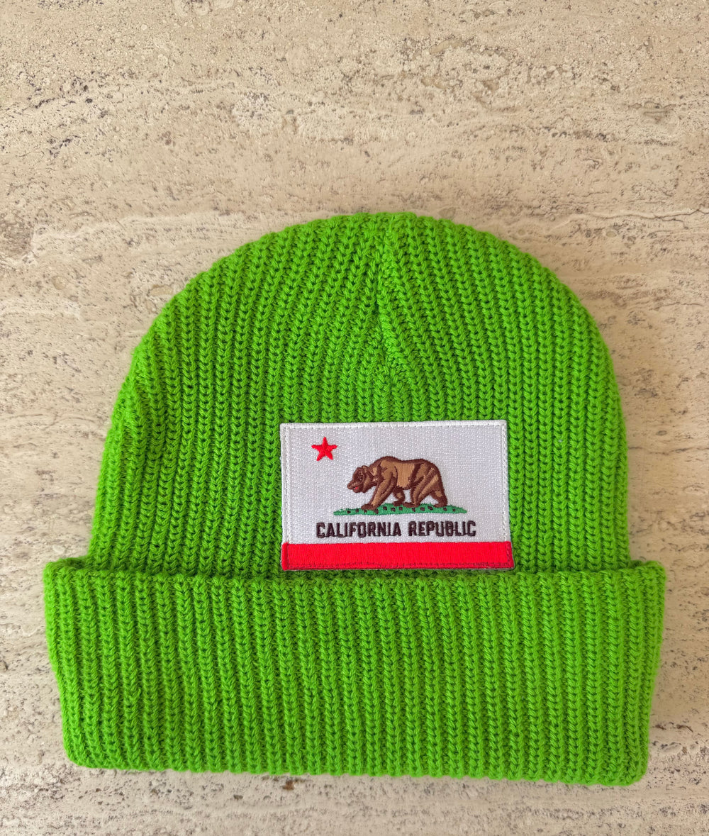 Green Momo Beanie "California Republic"/ 1 patch