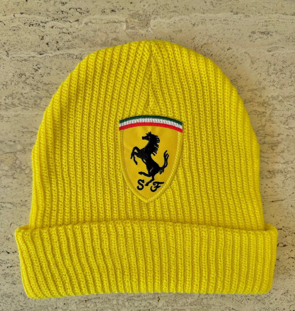 Yellow Momo Beanie "Ferrari "/ 1 patch