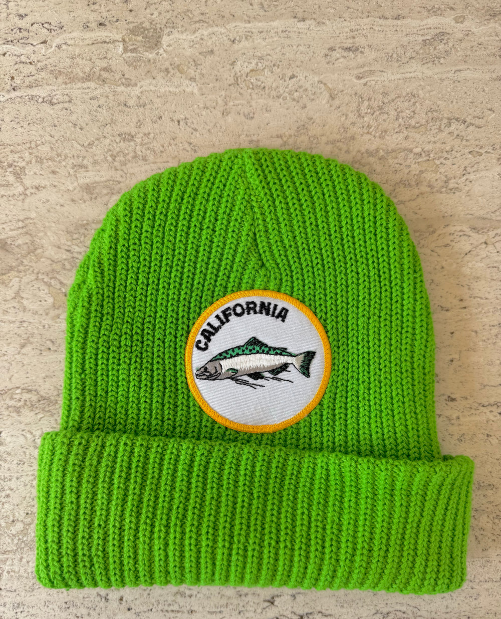 Green Momo Beanie "California Fishing"/ 1 patch