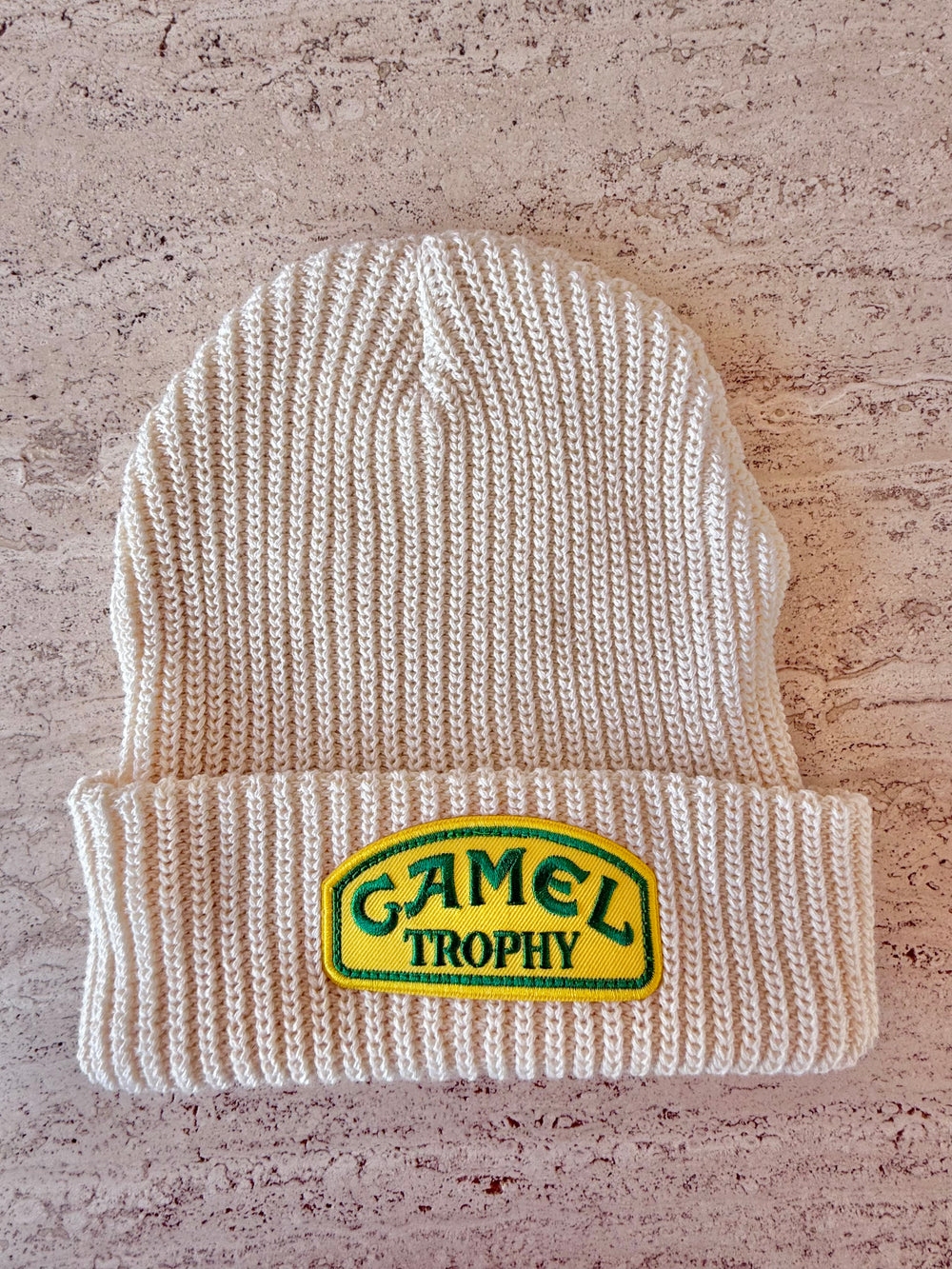 White Momo Beanie "Camel Trophy"/  1 patch