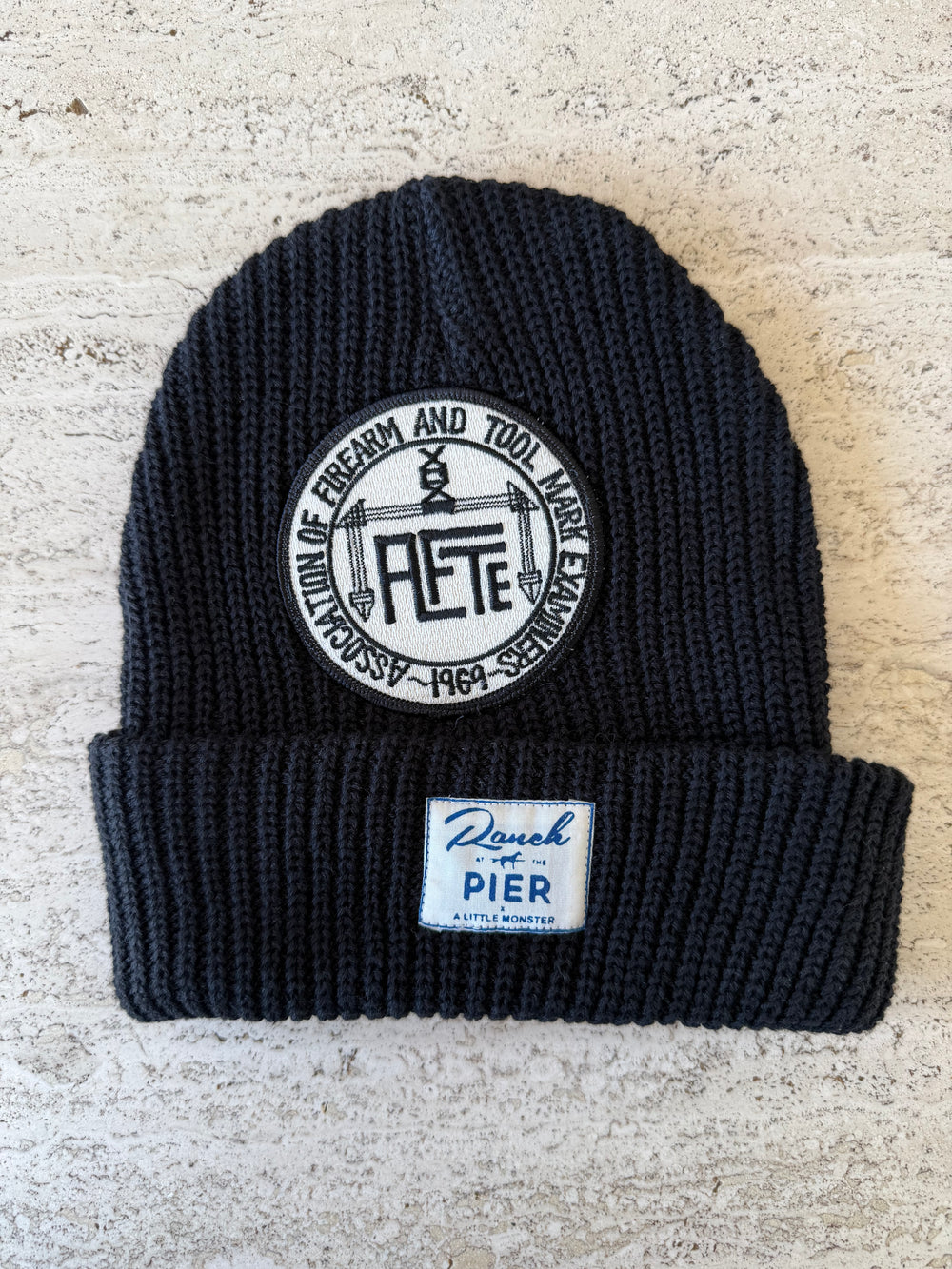 Black Momo Beanie "AFTE"/ 1 patch