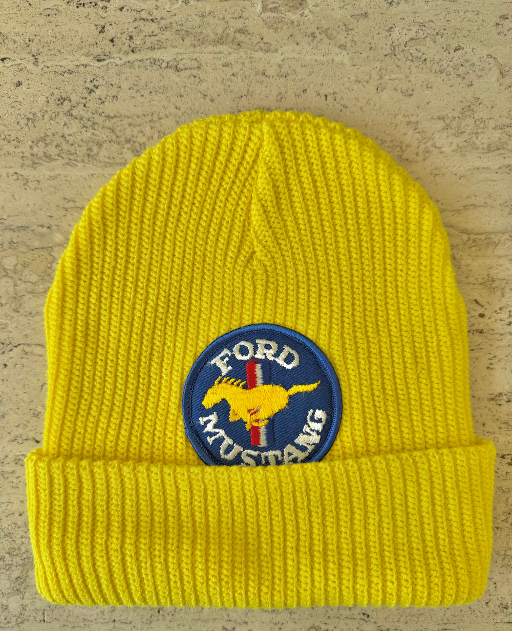 Yellow Momo Beanie "Ford Mustang "/ 1 patch