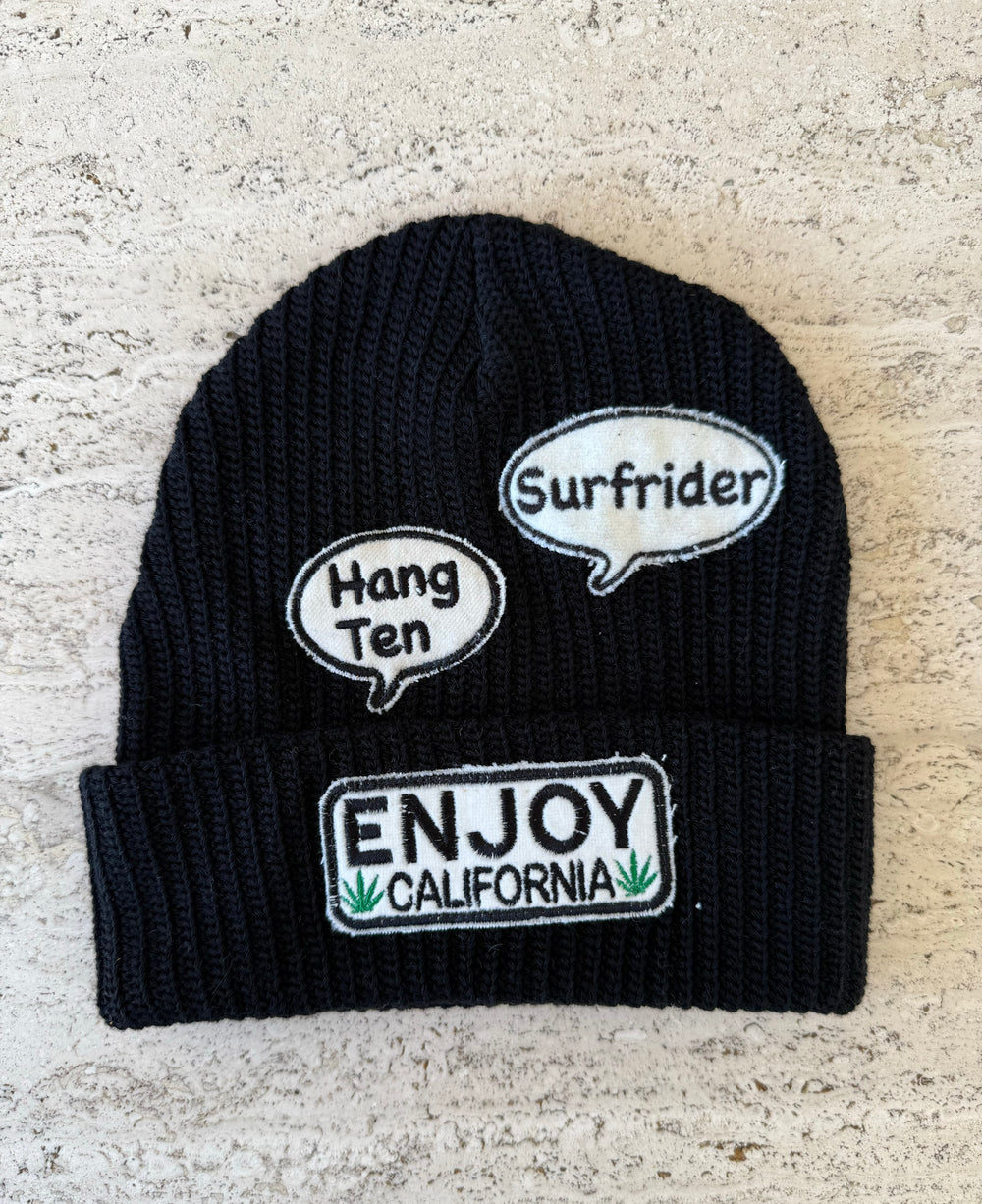 Black Momo Beanie "Enjoy California Hang Ten Surfrider"/ 3 patches