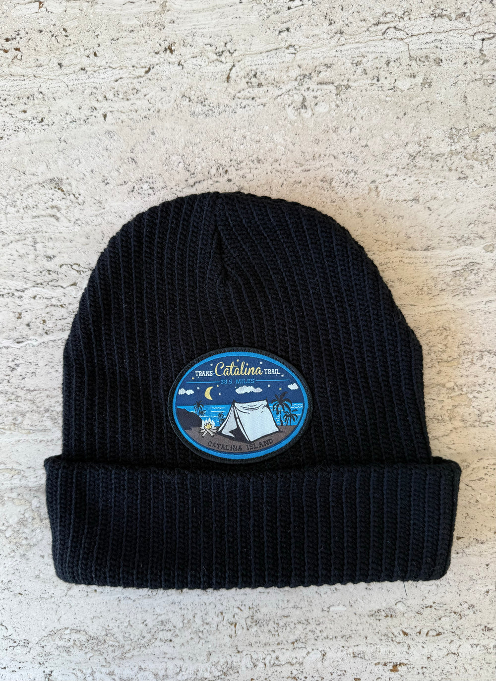 Black Momo Beanie "Catalina Trail"/ 1 patch