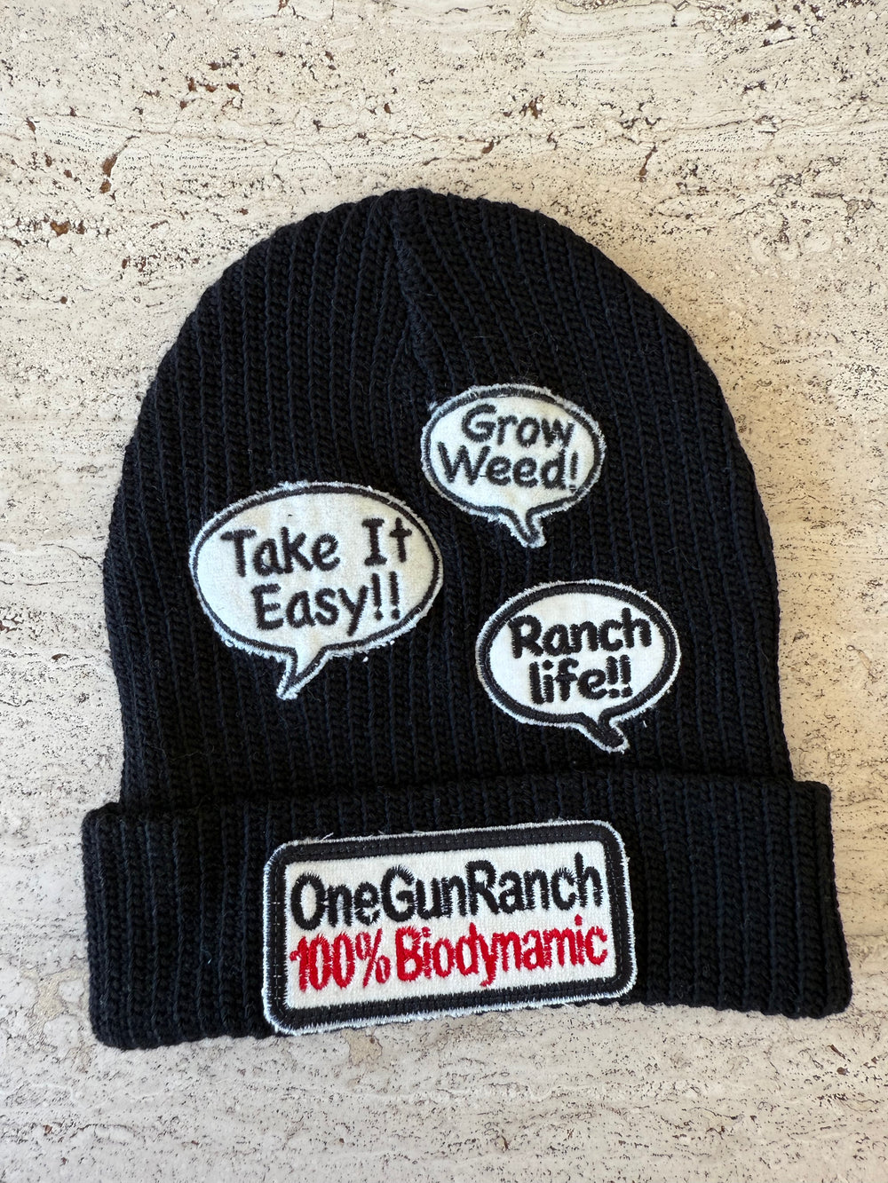 Black Momo Beanie "Grow Weed "/  4 patches