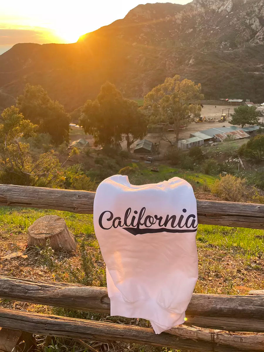 On The Rise CALIFORNIA Pullover Sweatshirt