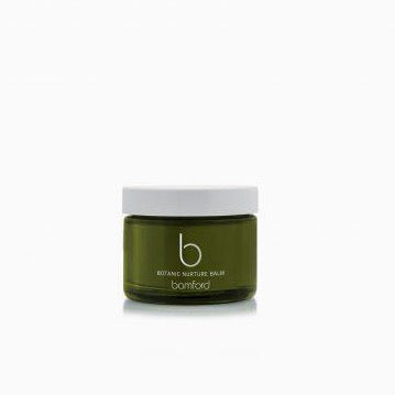 Nutrient-intense therapy, this rich balm contains nourishing shea butter, infused with healing arnica extract and omega-rich rosehip oil to aid skin repair.  100% Organic Ingredients. Certified by the Soil Association. SIZE - 60ml