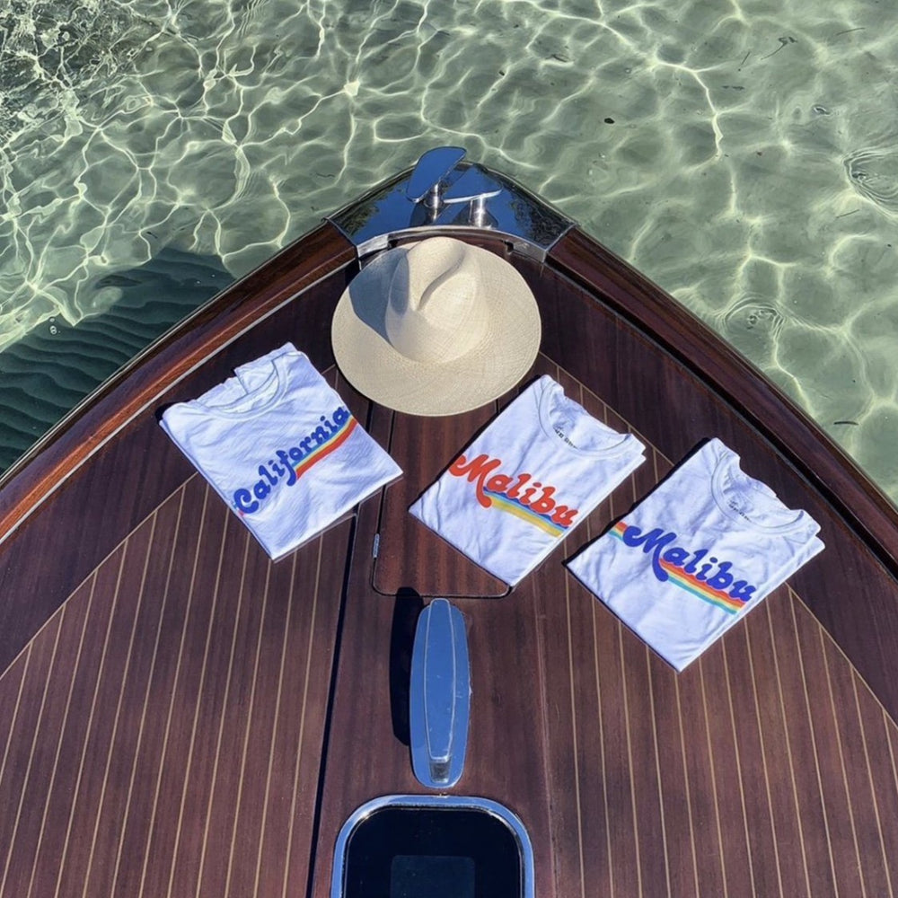 The Stetson Naturalist Panama Fedora is structured with a teardrop crown and features an inner cotton sweatband. This soft finish panama straw offers an alternative to embellishment with the absence of a hat band. Panama Straw, Made in the U.S.A of Mexican Panama Straw. Brim: 3 3/4", Crown: 4".
