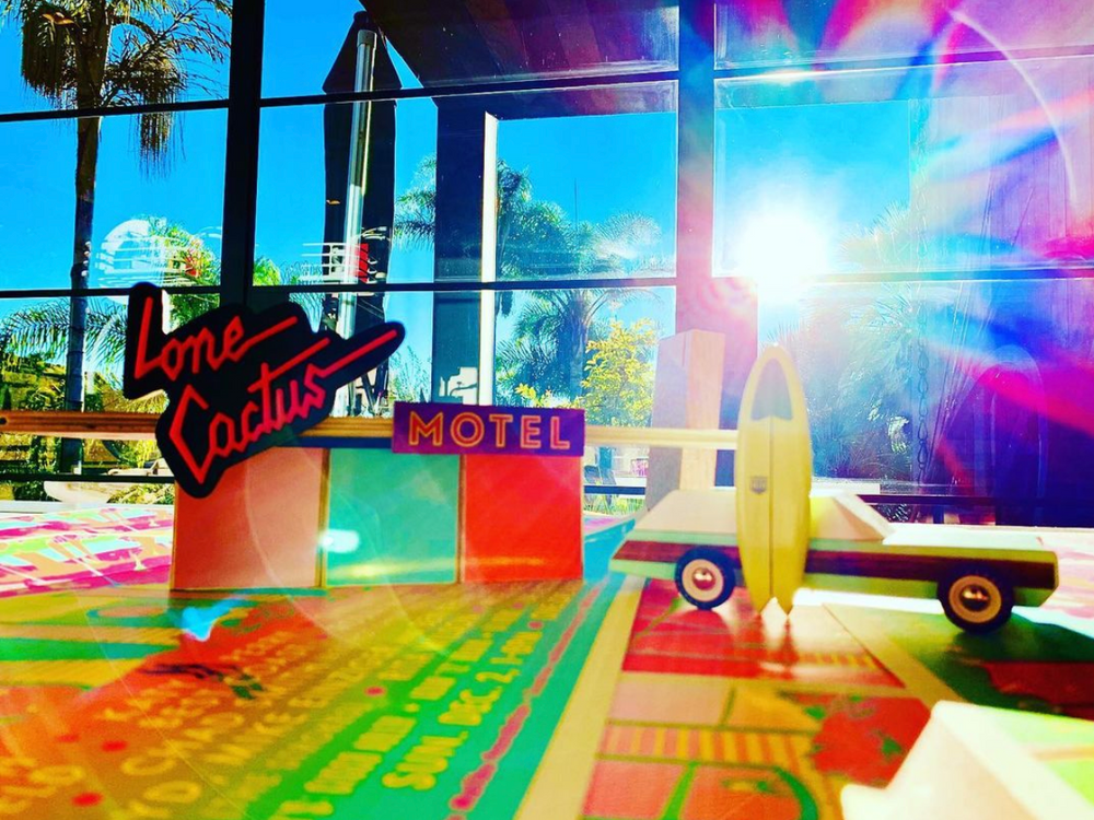 Lone Cactus Motel Blok Set